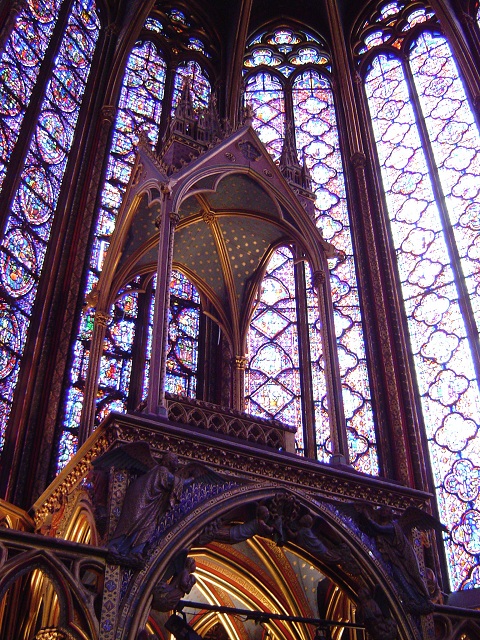 [pulpit in La Sainte-Chapelle]