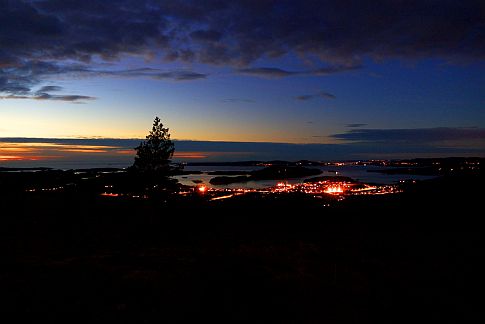 [Fritjar, Norway by night]